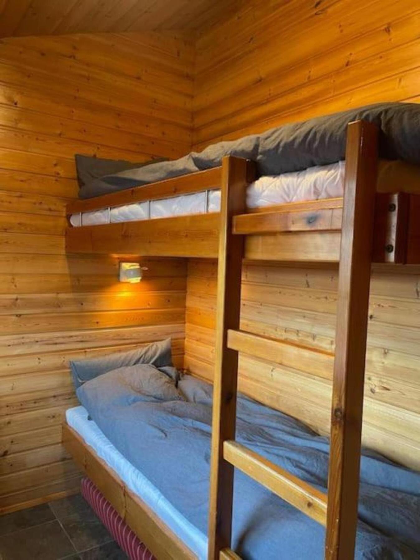 Cozy 2 Bedroom Cottage With Hot Tub Akureyri Exterior photo